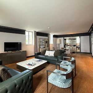 Superior King Suite